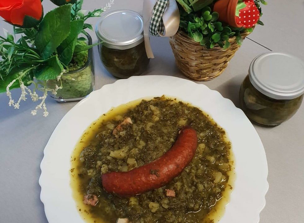 Grünkohl mit Kartoffeln und Mettenden – Bambolino